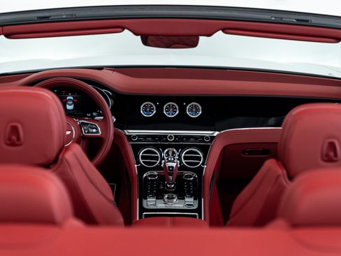 Used 2025 Bentley Continental GTC Speed image 51
