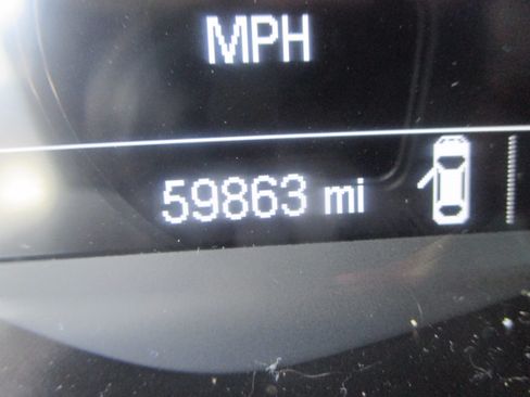 Used 2020 Chevrolet Trax LT image 3