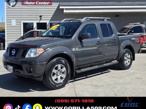 Used 2011 Nissan Frontier 4x4 Crew Cab image 3