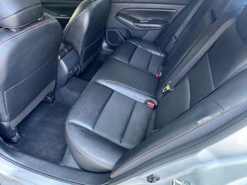 Used 2022 Nissan Altima 2.5 SR FWD image 7