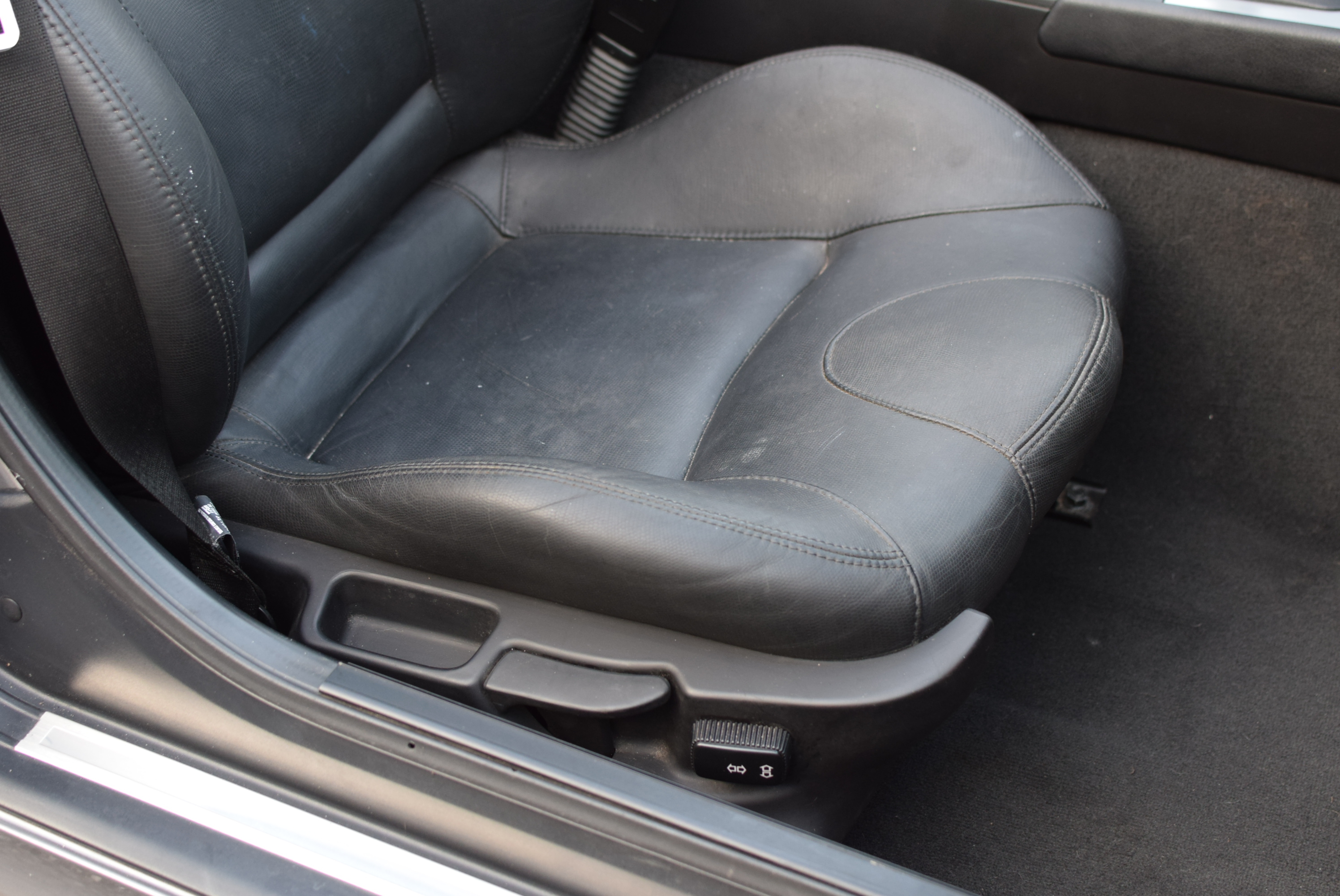 Used 2001 BMW Z3 3.0i RWD image 80