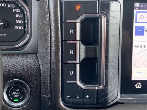 Used 2021 GMC Yukon Denali image 25