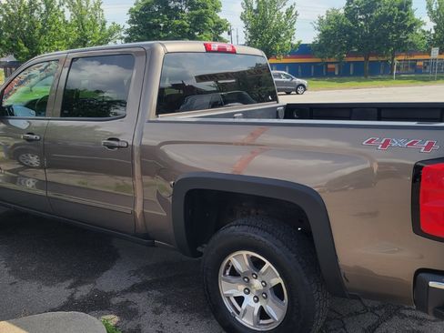 Used 2015 Chevrolet Silverado 1500 4x4 Crew Cab LT image 9