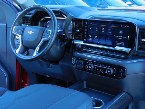 Used 2024 Chevrolet Silverado 3500 LTZ image 33