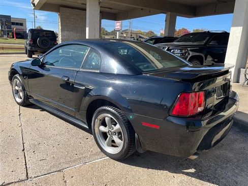 Used 2002 Ford Mustang GT Deluxe image 2