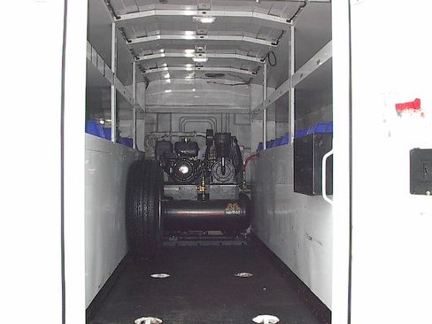 Used 2019 Chevrolet Express 3500 UNAVAIL RWD image 7