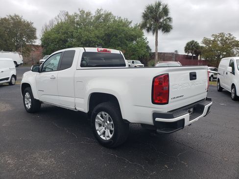 Used 2022 Chevrolet Colorado W/T image 3