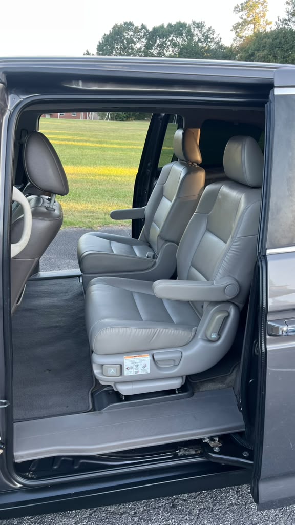 Used 2015 Honda Odyssey EX-L image 10