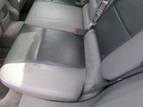 Used 2008 Dodge Avenger R/T image 10