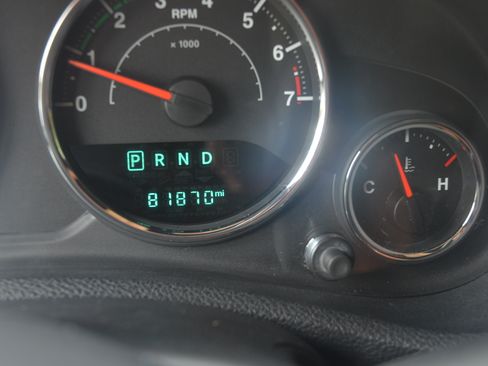 Used 2016 Jeep Wrangler 4WD Unlimited Sport S image 26