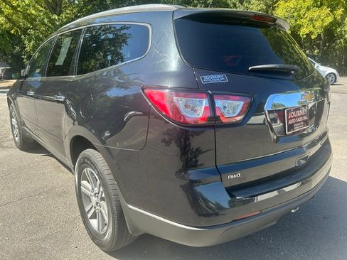 Used 2015 Chevrolet Traverse AWD LT w/ 1LT image 4