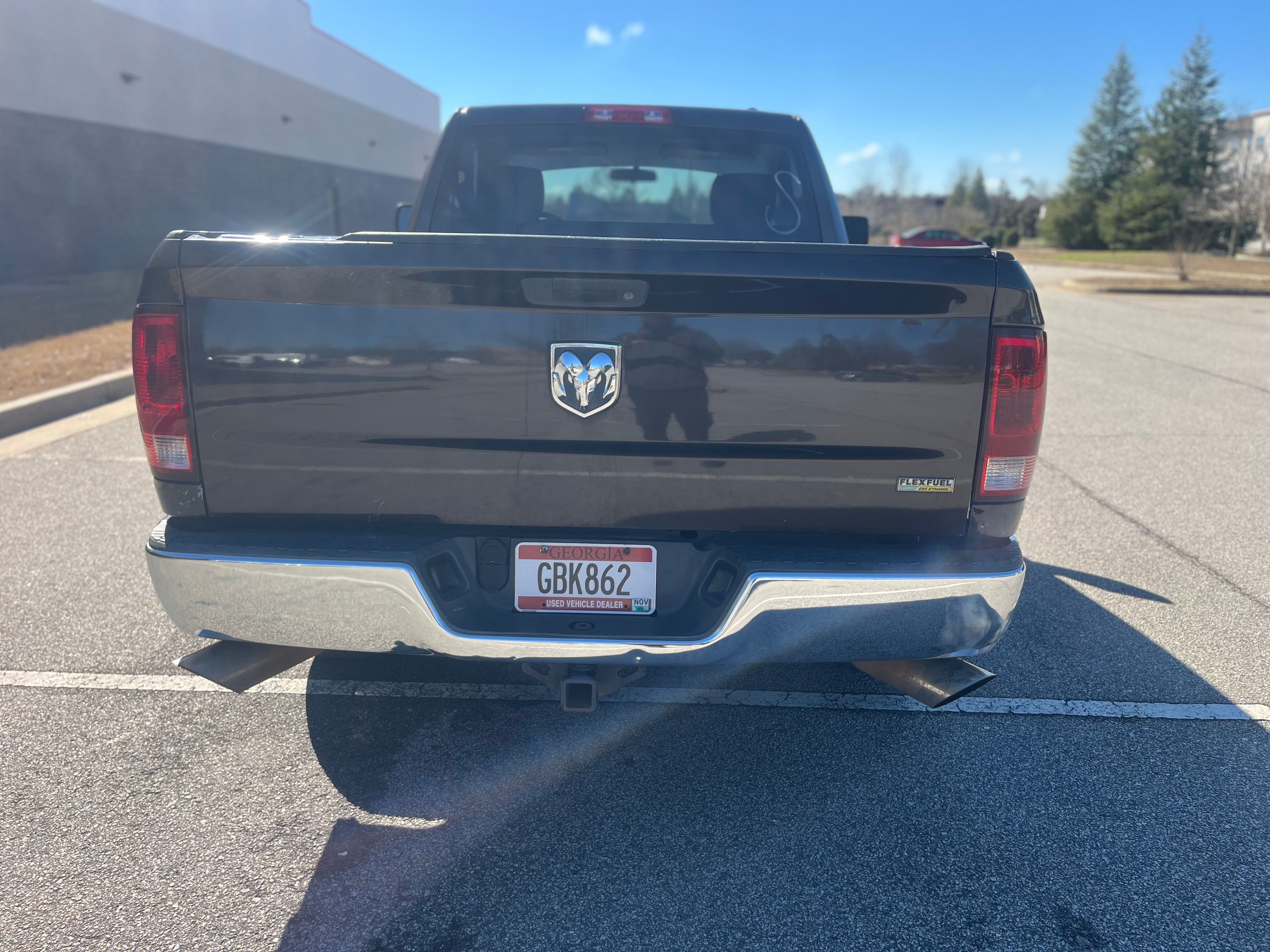Used 2011 RAM 1500 2WD Regular Cab image 3
