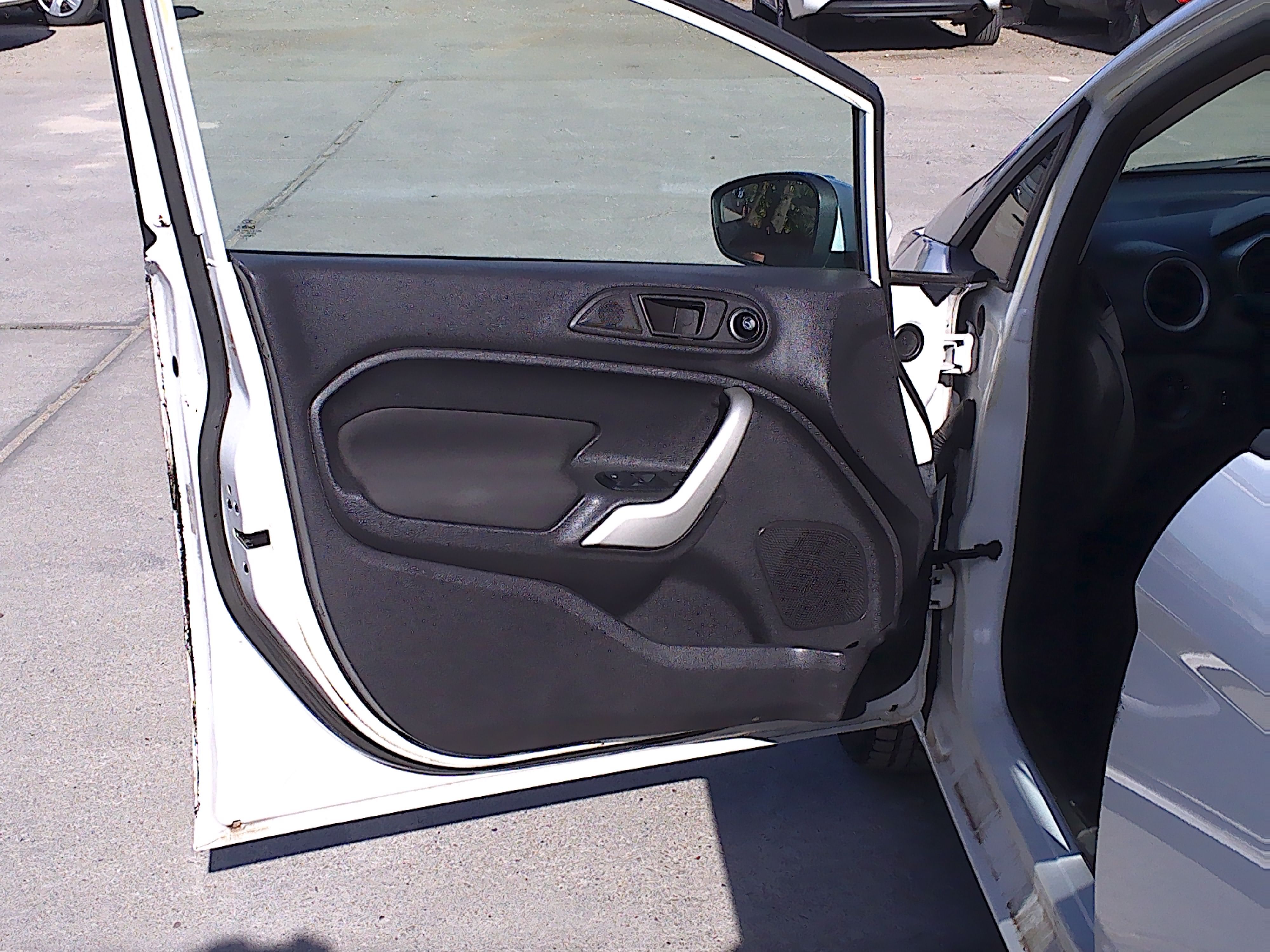 Used 2012 Ford Fiesta SEL Sedan FWD image 9