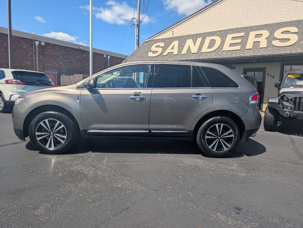 Used 2012 Lincoln MKX AWD w/ Premium Package image 2