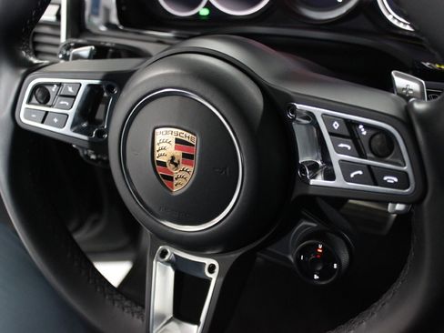 Used 2020 Porsche Cayenne Turbo Coupe AWD/4WD image 24