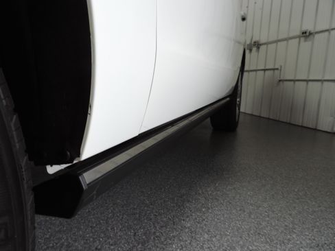 Used 2023 Ford Expedition Limited image 16