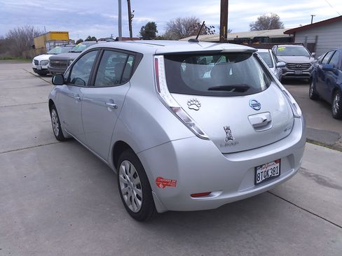 Used 2017 Nissan Leaf S image 3