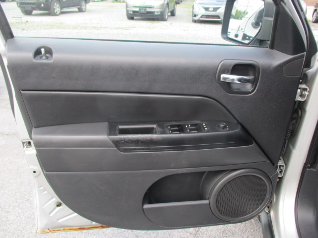 Used 2010 Jeep Patriot 4WD Sport image 18