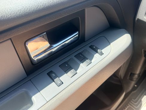 Used 2014 Ford F150 4x4 Regular Cab XL image 10