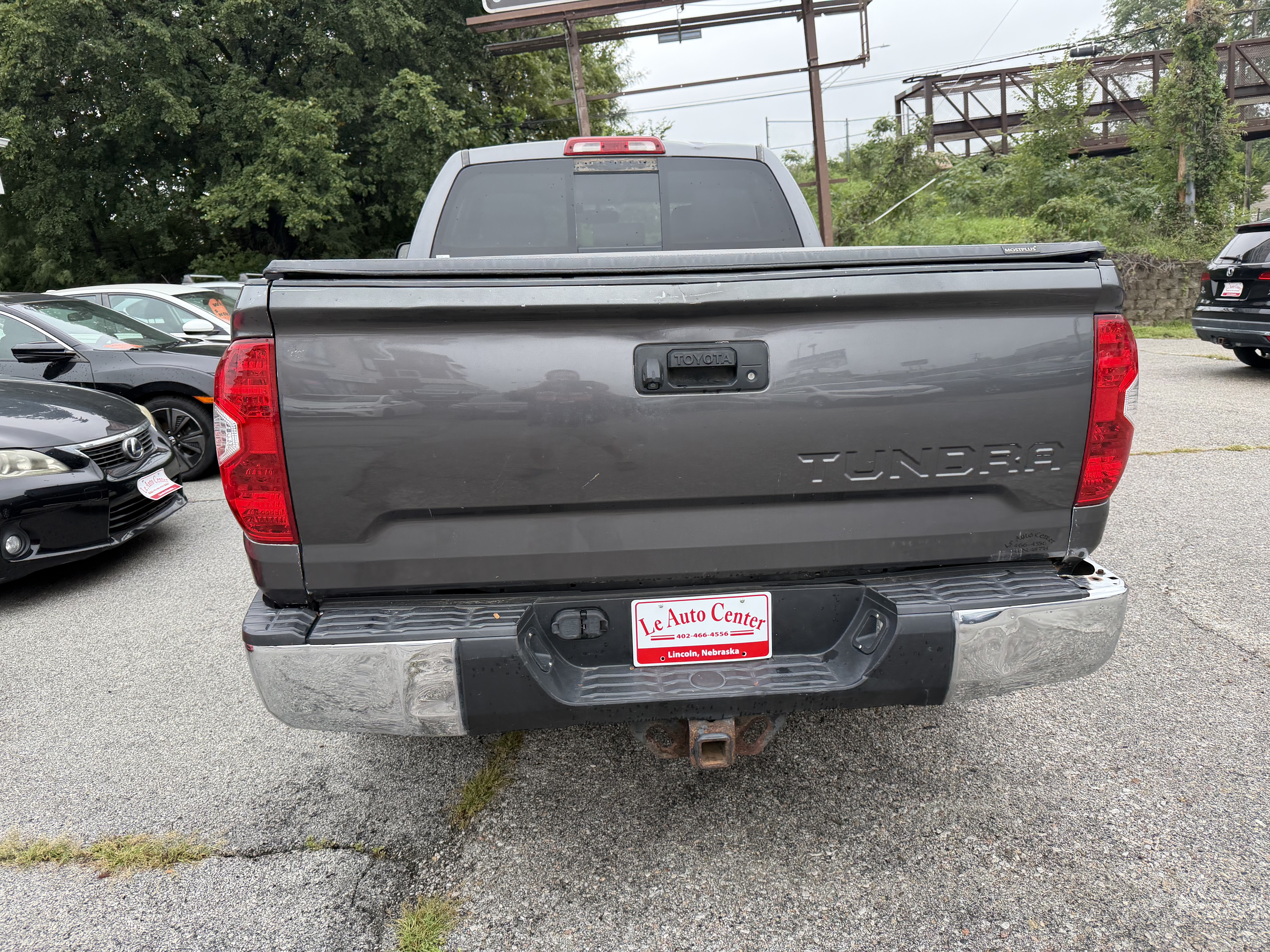 Used 2014 Toyota Tundra 4x4 Double Cab SR5 image 3