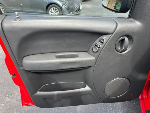 Used 2003 Jeep Liberty Sport image 10