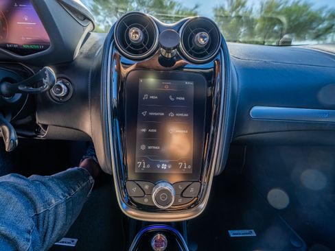 Used 2020 McLaren GT image 53