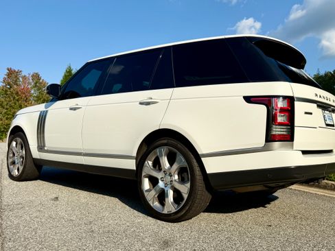 Used 2017 Land Rover Range Rover Long Wheelbase Autobiography image 7