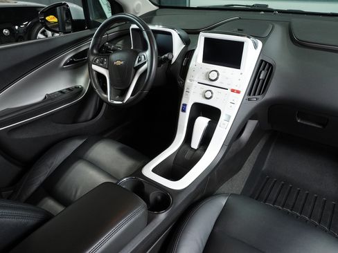 Used 2013 Chevrolet Volt Premium FWD image 8