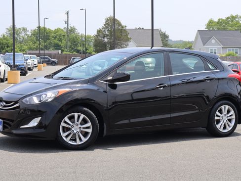 Used 2013 Hyundai Elantra GT image 1