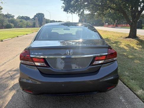 Used 2013 Honda Civic LX Sedan image 9