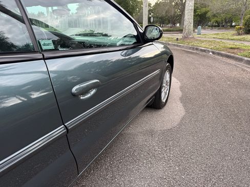 Used 2005 Chrysler Sebring Touring image 36