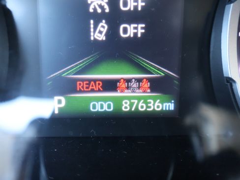 Used 2022 Toyota RAV4 XLE image 24