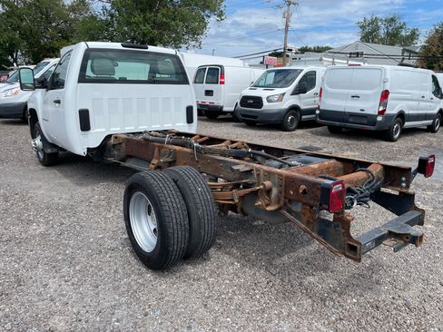 Used 2009 Chevrolet Silverado 3500 W/T image 6