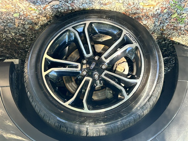 Used 2015 Ford Explorer 4WD Sport image 40