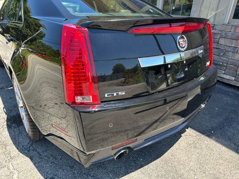 Used 2011 Cadillac CTS V Sedan RWD image 8