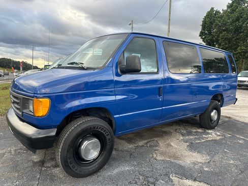 Used 2004 Ford E-350 and Econoline 350 XLT image 18