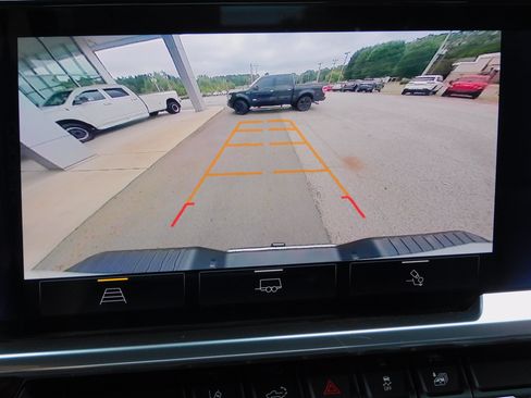 Used 2024 Chevrolet Silverado 2500 LTZ image 8