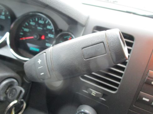 Used 2011 Chevrolet Silverado 1500 LT Z71 AWD/4WD image 45