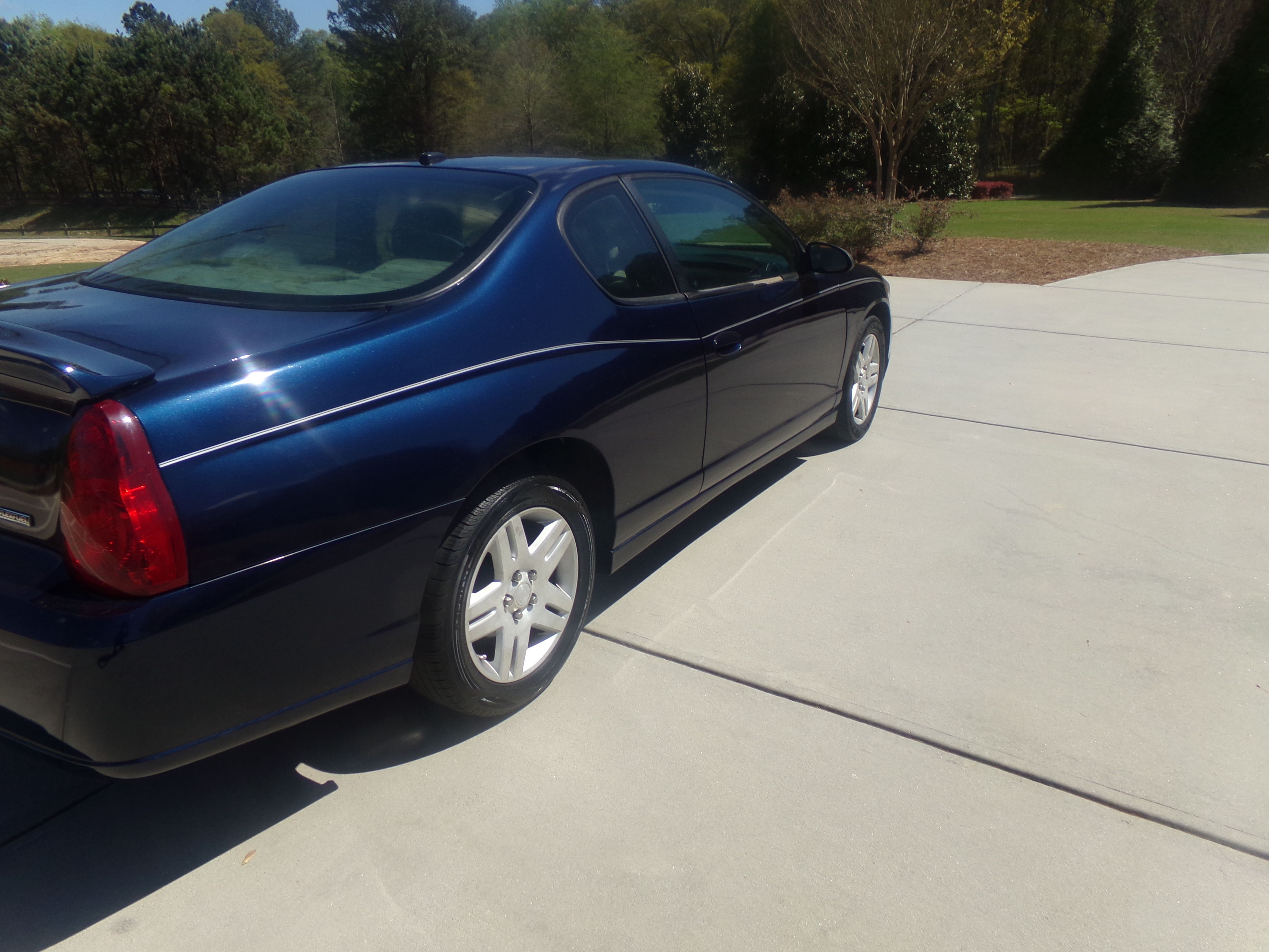 Used 2007 Chevrolet Monte Carlo LT FWD image 5