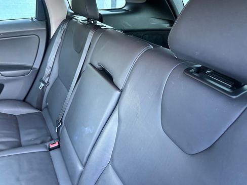 Used 2015 Volvo XC60 T5 image 23