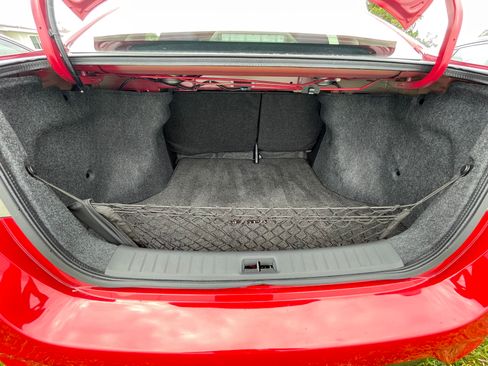 Used 2016 Nissan Sentra SV image 11