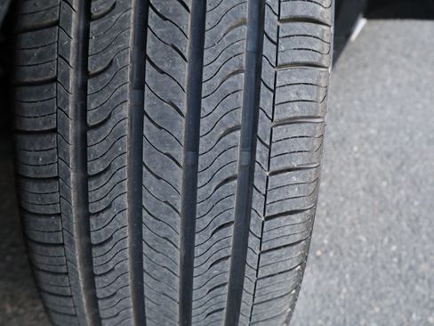 Used 2013 Toyota Avalon XLE Touring image 35