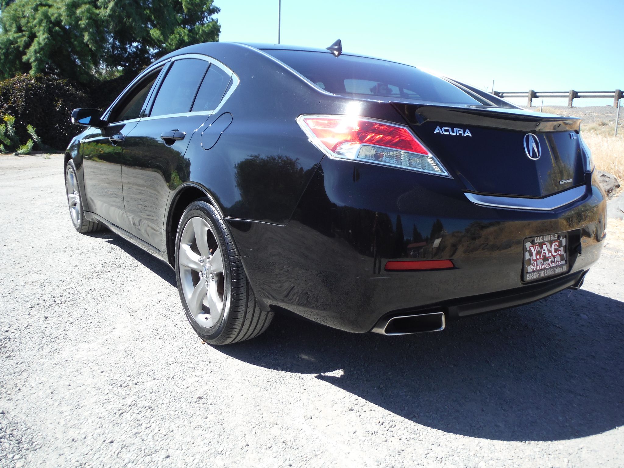 Used 2012 Acura TL SH-AWD w/ Technology Package image 4