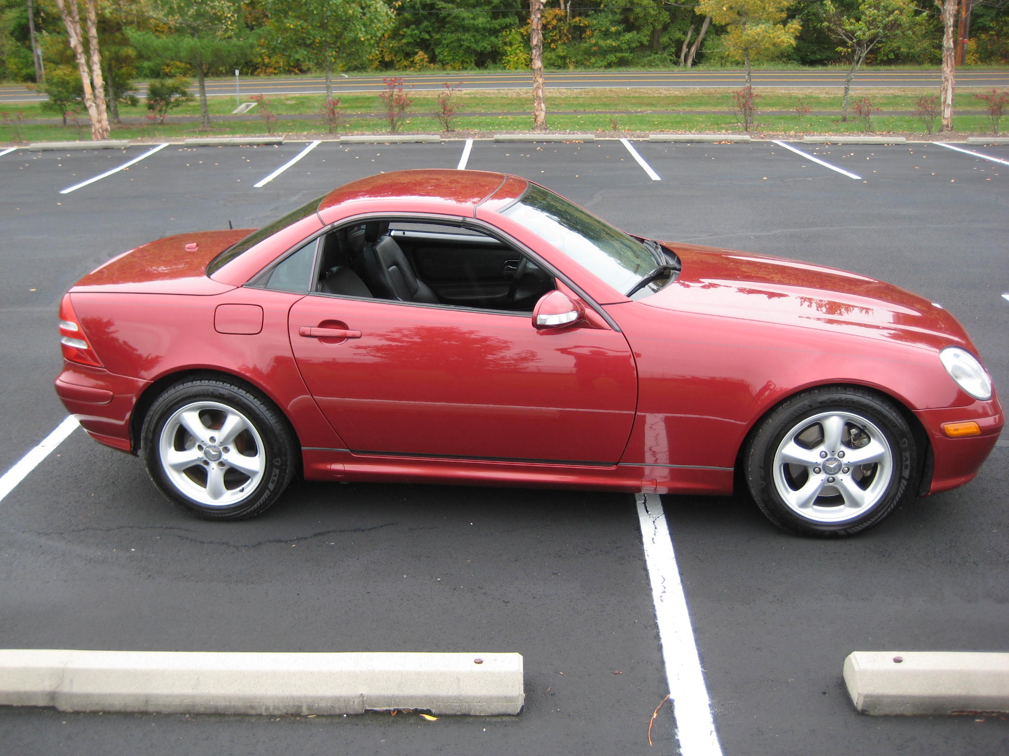 Used 2001 Mercedes-Benz SLK 320 UNAVAIL image 4