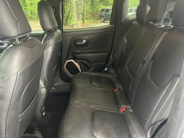 Used 2017 Jeep Renegade FWD Limited image 21