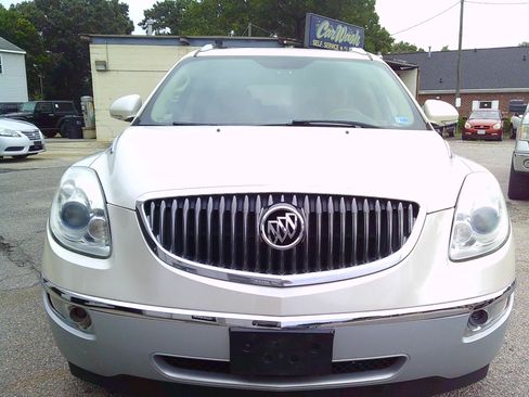 Used 2012 Buick Enclave AWD Leather image 2
