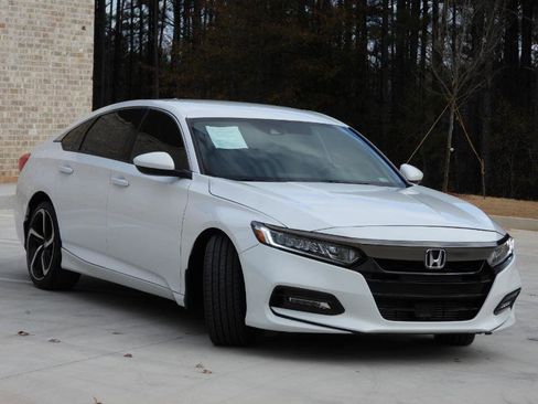 Used 2020 Honda Accord Sport image 6