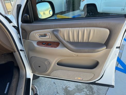 Used 2004 Toyota Tundra Limited image 35