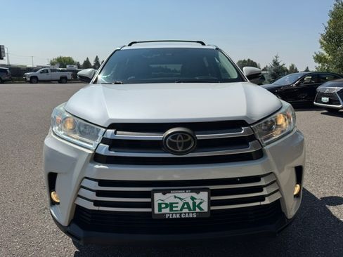 Used 2017 Toyota Highlander AWD V6 image 8