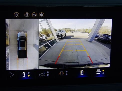 Used 2024 Chevrolet Silverado EV W/T image 8